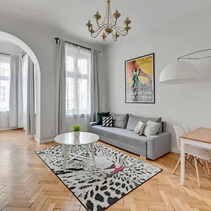 https://atelier-apartment-centrum.gdanskhotel.org